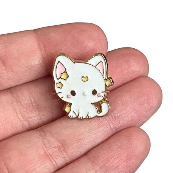 Sailor Moon Chibi Artemis White Cat Enamel Pin - Picture 3 of 8